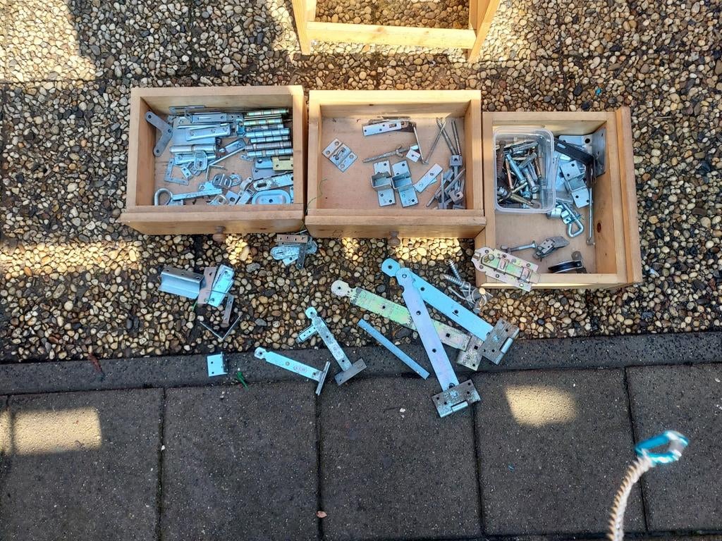 diverse ijzerwaren, Doe-het-zelf en Verbouw, Werkbanken, Gebruikt, 70 tot 120 cm, Bankschroef, Inklapbaar, Ophalen of Verzenden