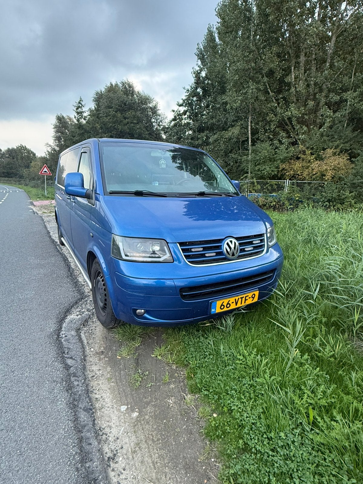 Volkswagen Transporter Bestel 2.5 D 96KW DC 2008, Voorwielaandrijving, Zwart, 2020 kg, Bedrijf