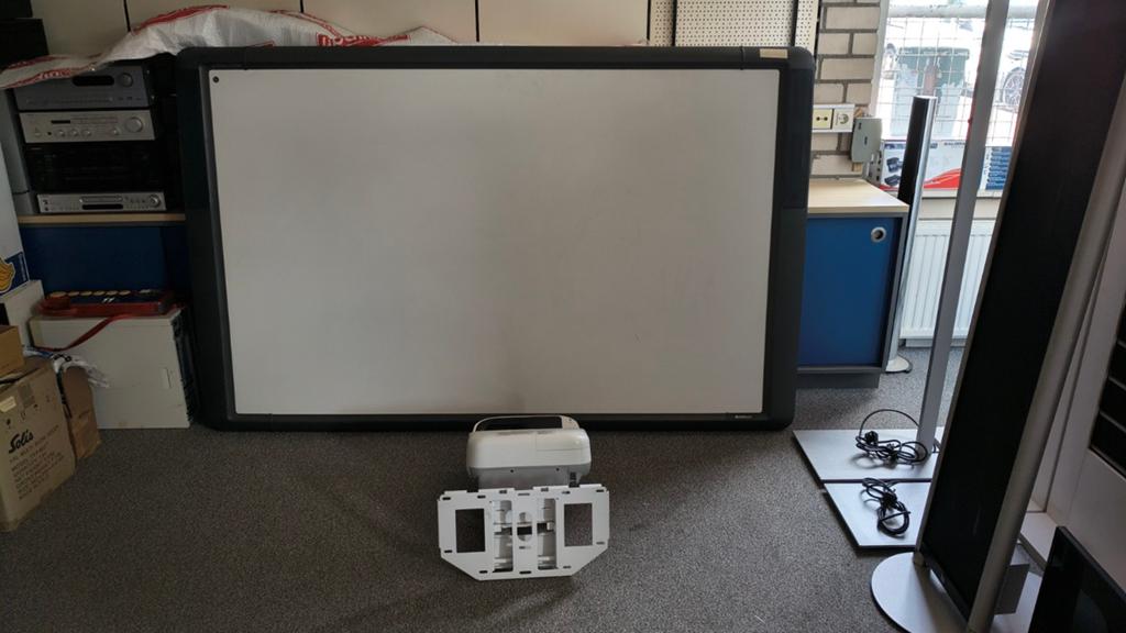 ActivBoard + Epson EB-575W beamer (lees advertentie), Diversen, Ophalen, Gebruikt, Digiboard