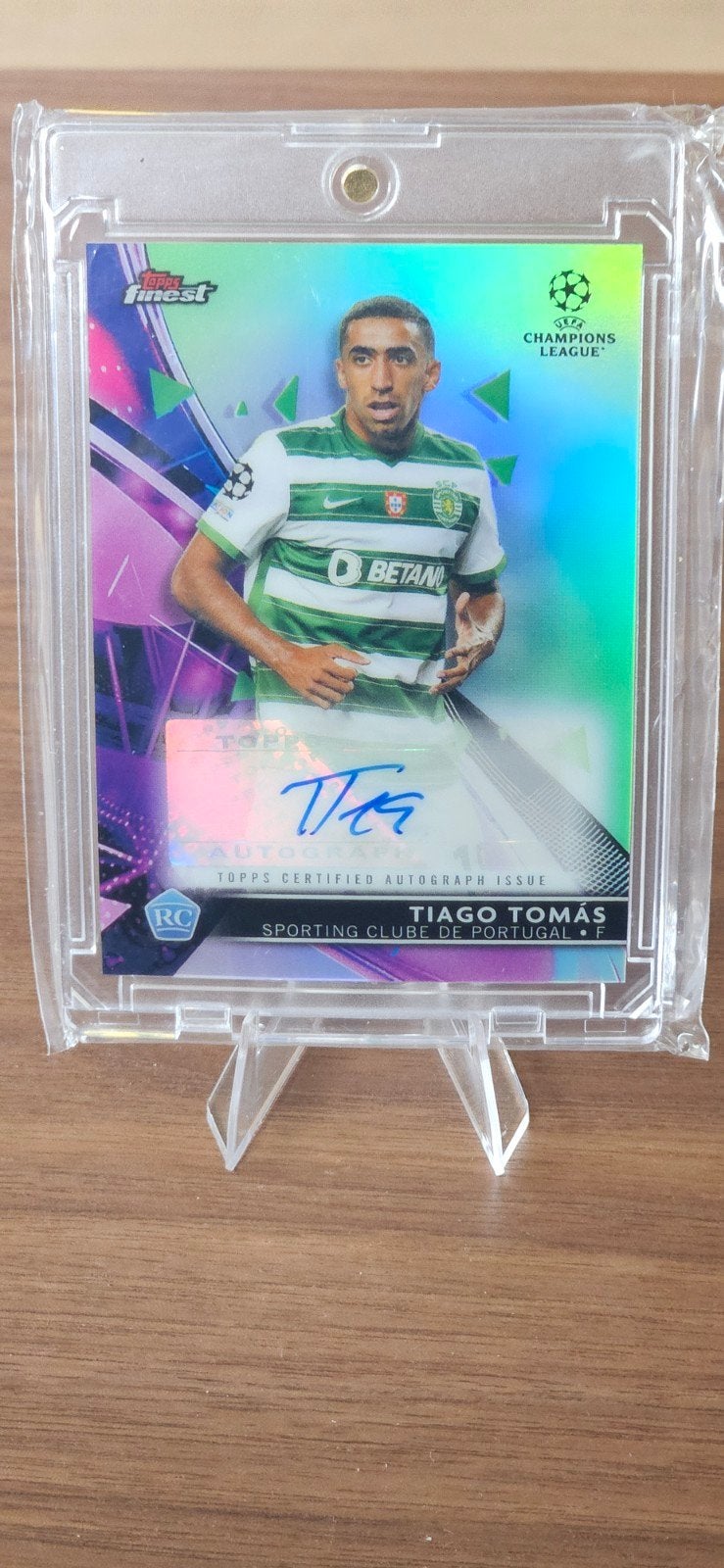 Tiago Tomás Topps Finest Autograph Issue RC 2021/22, Ophalen of Verzenden, Zo goed als nieuw, Losse kaart