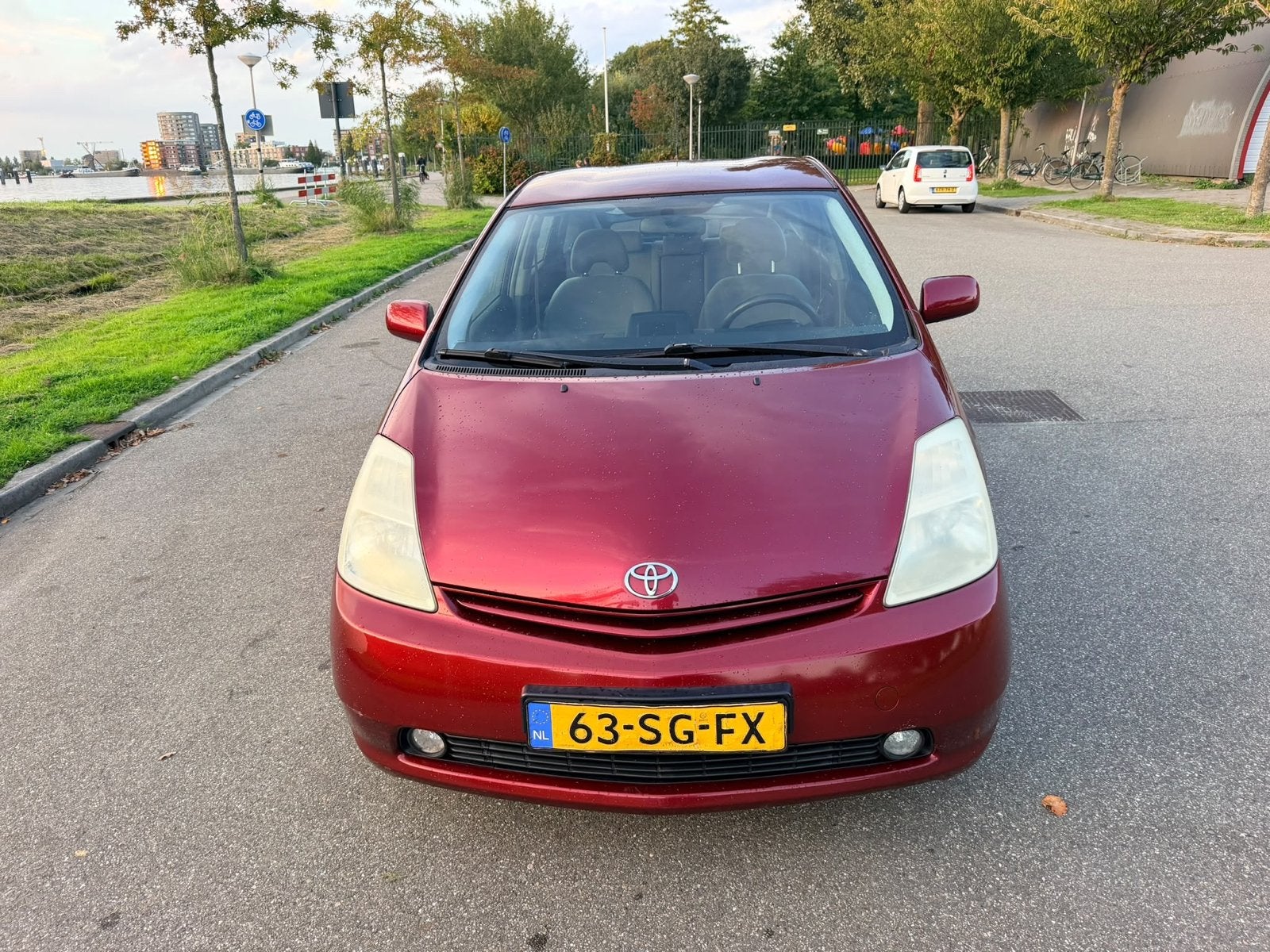 Toyota Prius 1.5 HSD 2006 Rood, Auto's, 4 cilinders, 23 km/l, Origineel Nederlands, Prius