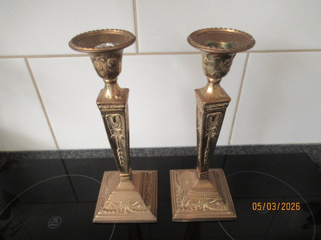 2 BEWERKTE OUDE KAARSENSTANDAARDS- KOPER/ MESSING, Ophalen of Verzenden, Koper
