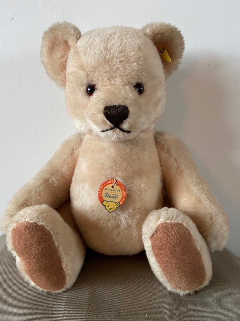 Steiff Original Teddybeer  Petsy 0230/38, Verzamelen, Beren en Cherished Teddies, Ophalen of Verzenden, Zo goed als nieuw, Stoffen beer