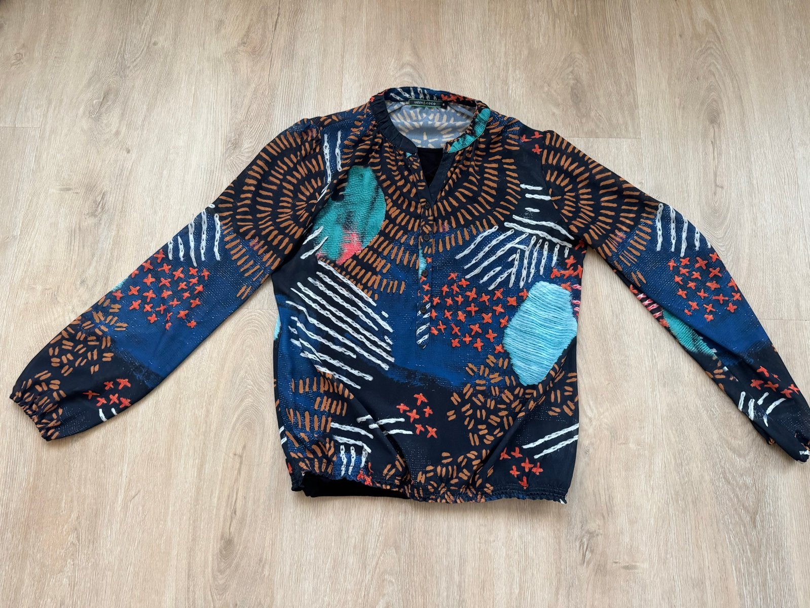 Lizzy & Coco blouse met lange mouwen, maat M, Kleding | Dames, Maat 38/40 (M), Meerkleurig, Ophalen of Verzenden, Zo goed als nieuw