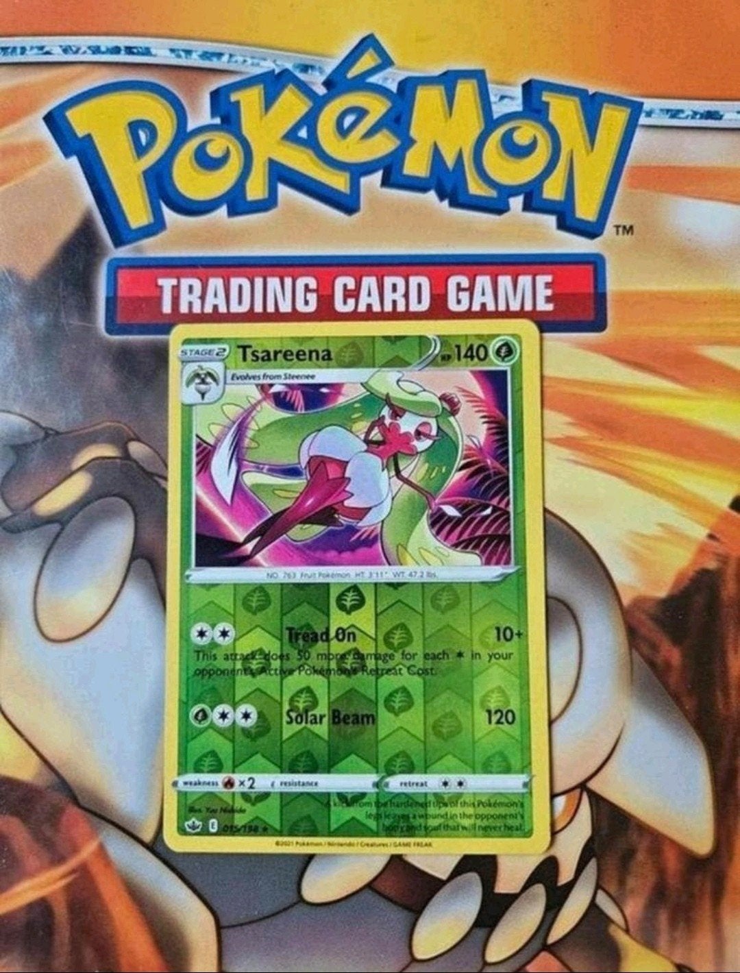 Tsareena 015/198 reverse holo rare Chilling Reign, Ophalen of Verzenden, Zo goed als nieuw, Losse kaart, Foil