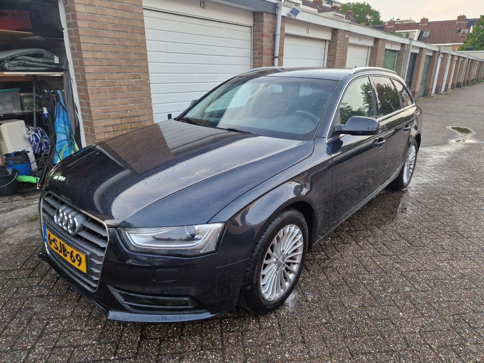 audi a4 b8 2013 170pk, Auto's, Audi, Stof, 1800 kg, 4 cilinders, Blauw