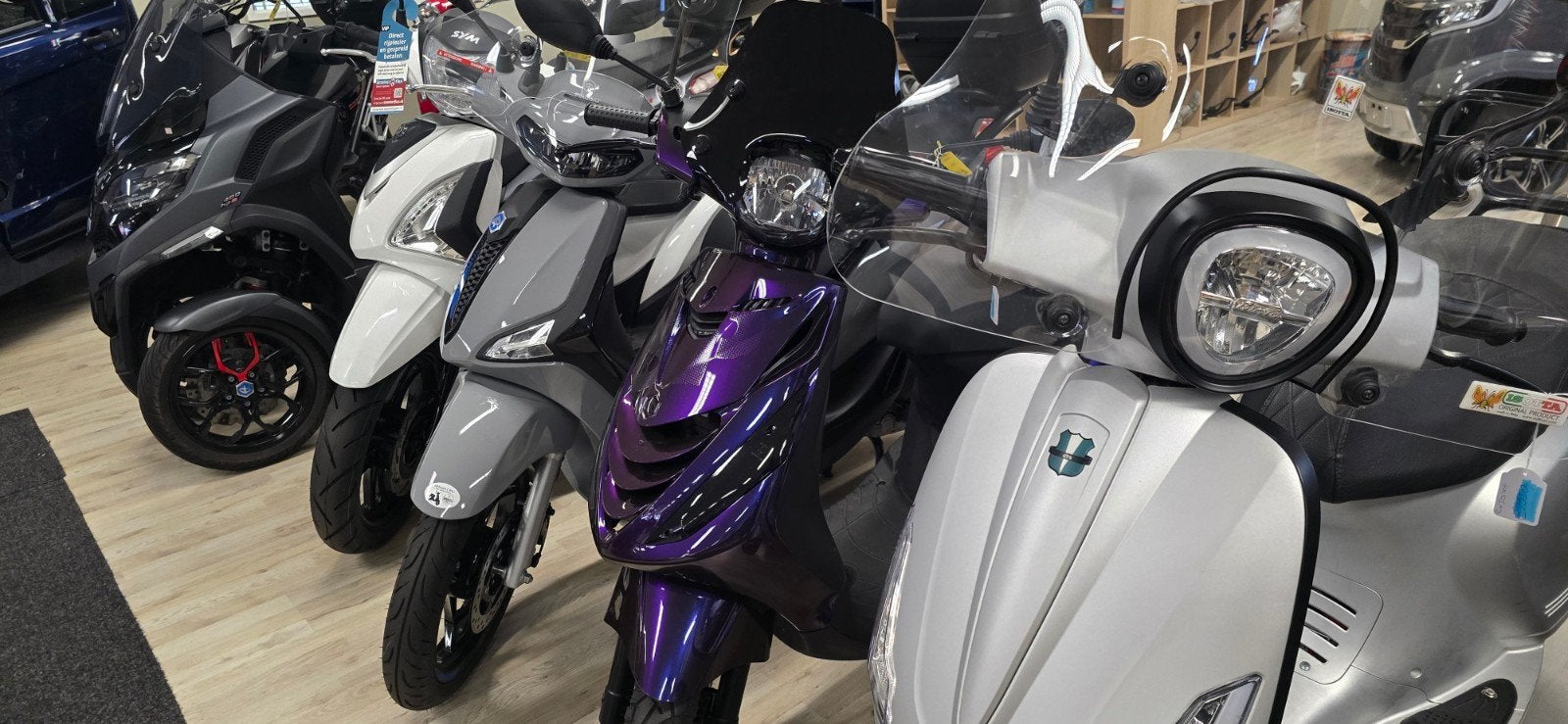 Div piaggio occasions, Ophalen, Zo goed als nieuw, Benzine, Zip
