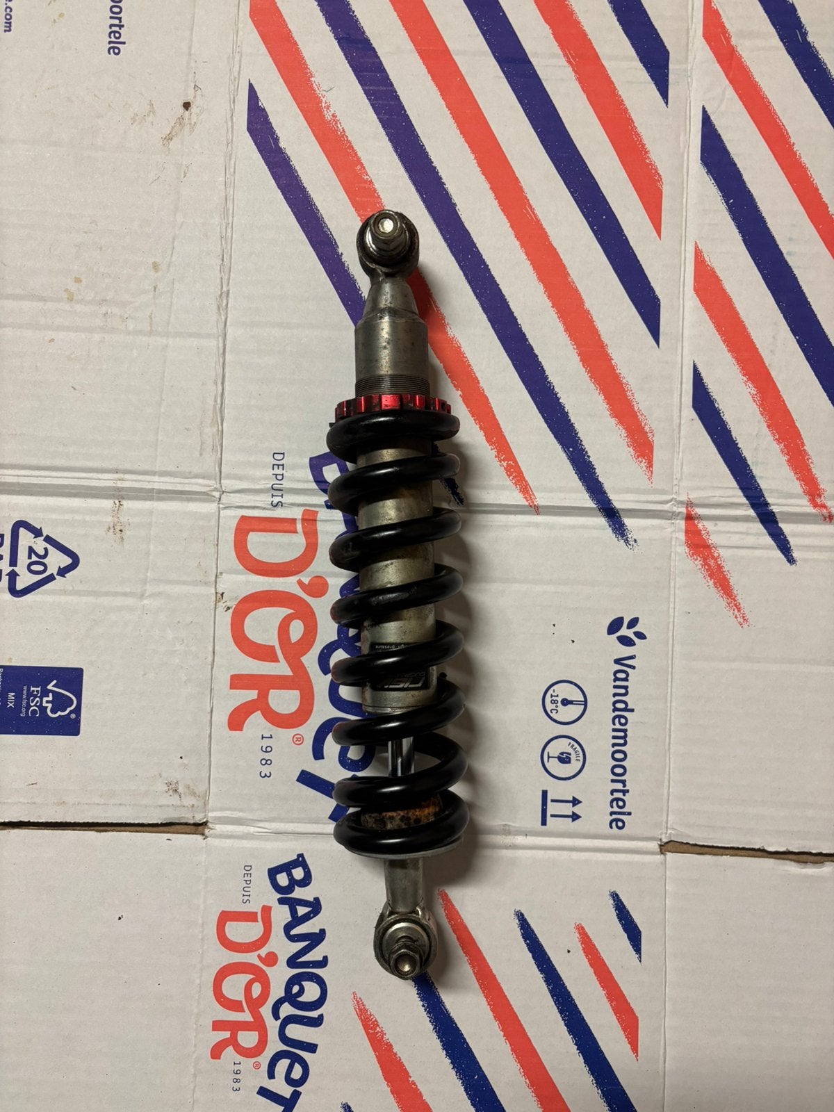 R16V-schokdemper voor honda hm 50 en vent 50, Fietsen en Brommers, Ophalen of Verzenden