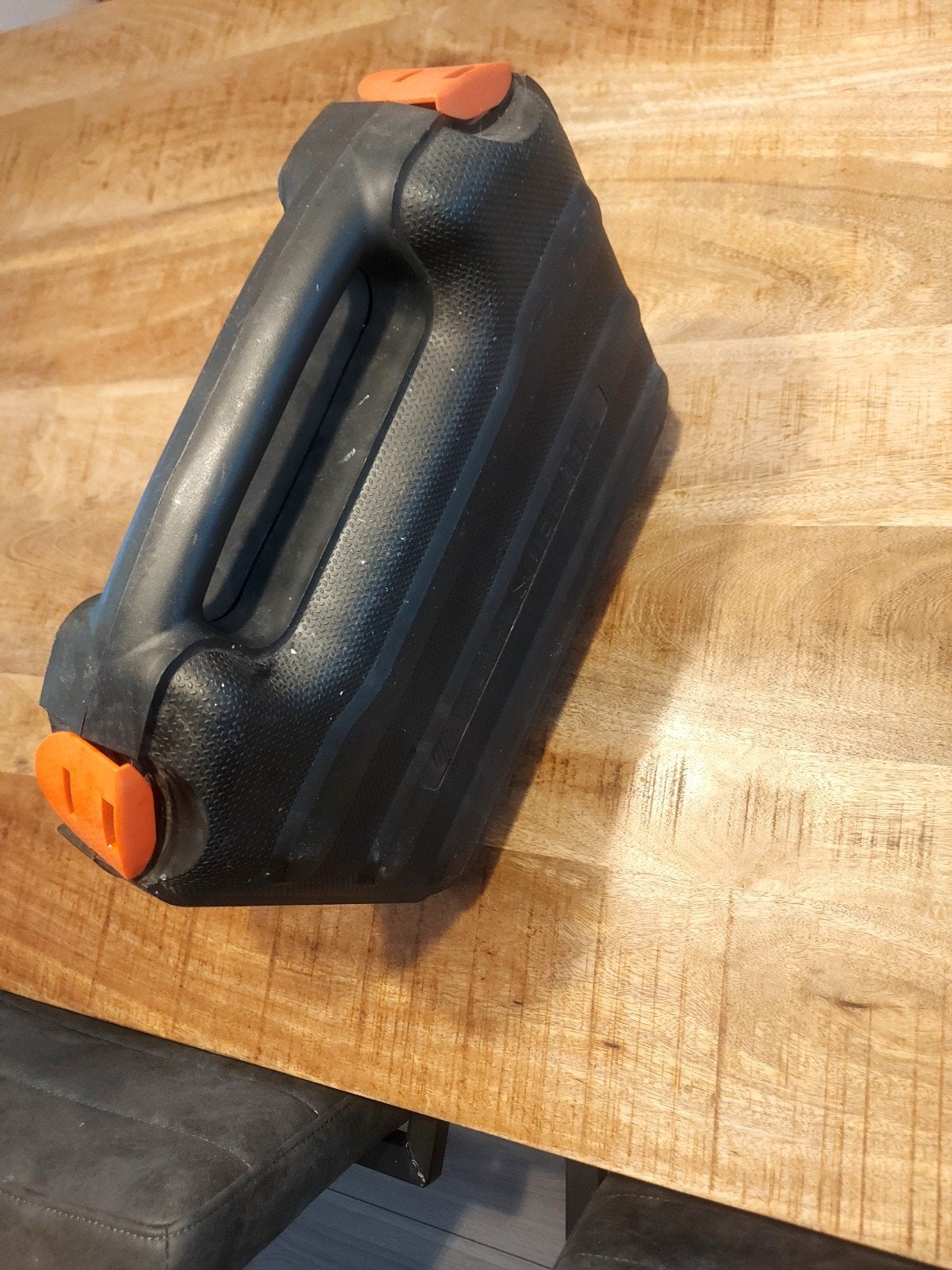 Foto 3 van Black & Decker Accuboormachine 12V met lader en koffer