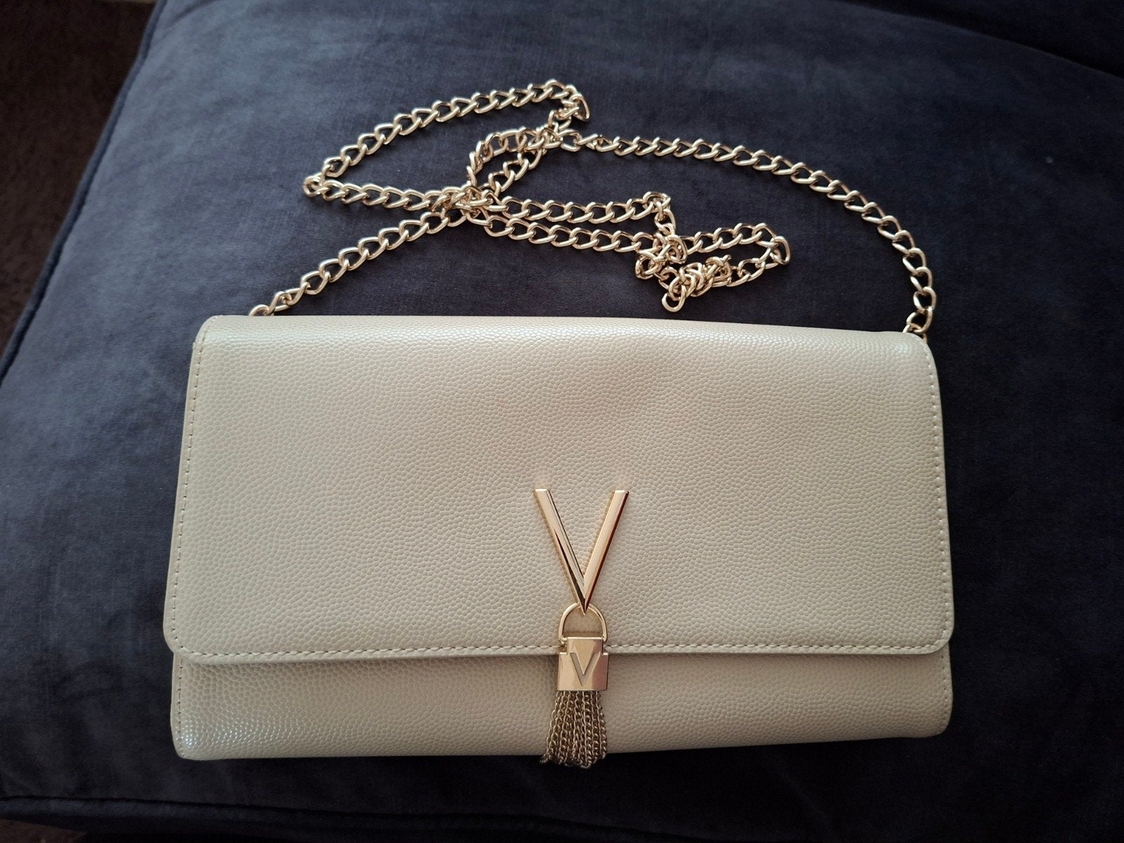 Valentino Divina clutch, ecru/beige., Ophalen, Zo goed als nieuw, Beige, Schoudertasje