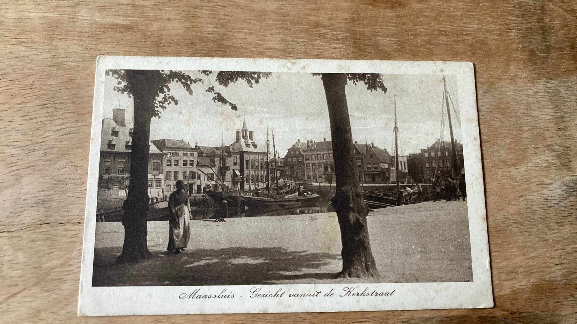 Oude ansichtkaart Maassluis vanuit Kerkstraat, Verzamelen, Ophalen of Verzenden, 1920 tot 1940, Ongelopen, Zuid-Holland