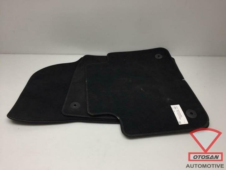 vw touareg 2018 mattenset automatten set velours origineel, Gebruikt, Volkswagen, Volkswagen AG, Berliner Ring 2
38440  Wolfsburg, DE