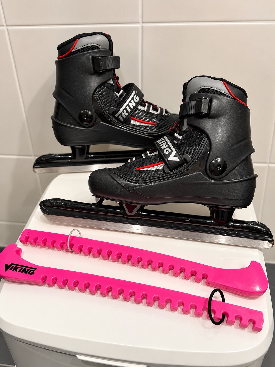 Viking combinoren / schaatsen maat 35, Viking, Combinoren, Ophalen of Verzenden, Zo goed als nieuw