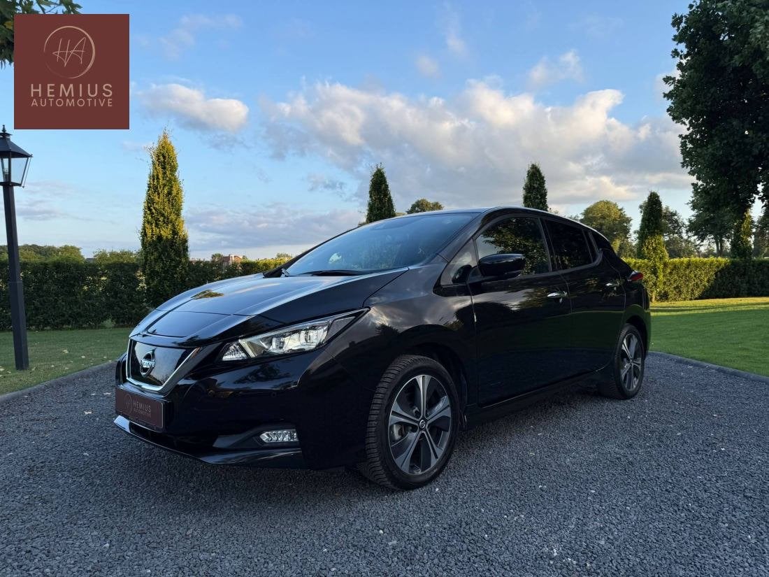 Nissan LEAF e+ N-Connecta 62 kWh - 95% SOH | 360° Camera |, Auto's, Automaat, Stof, Gebruikt, Zwart