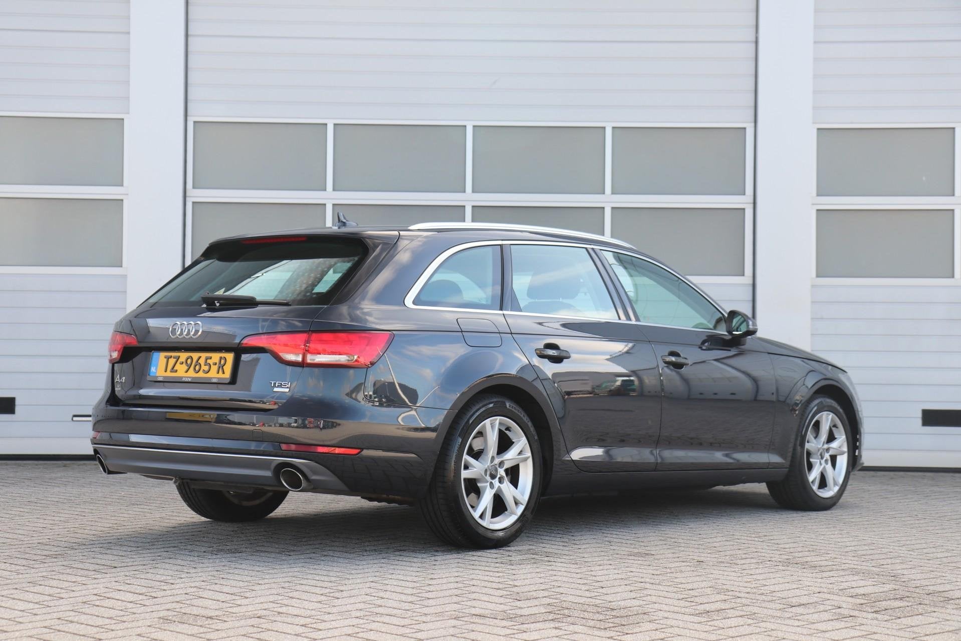 Audi A4 Avant 2.0 TFSI 190pk S-tronic Sport Lease edition |, Stof, Gebruikt, 1984 cc, Blauw