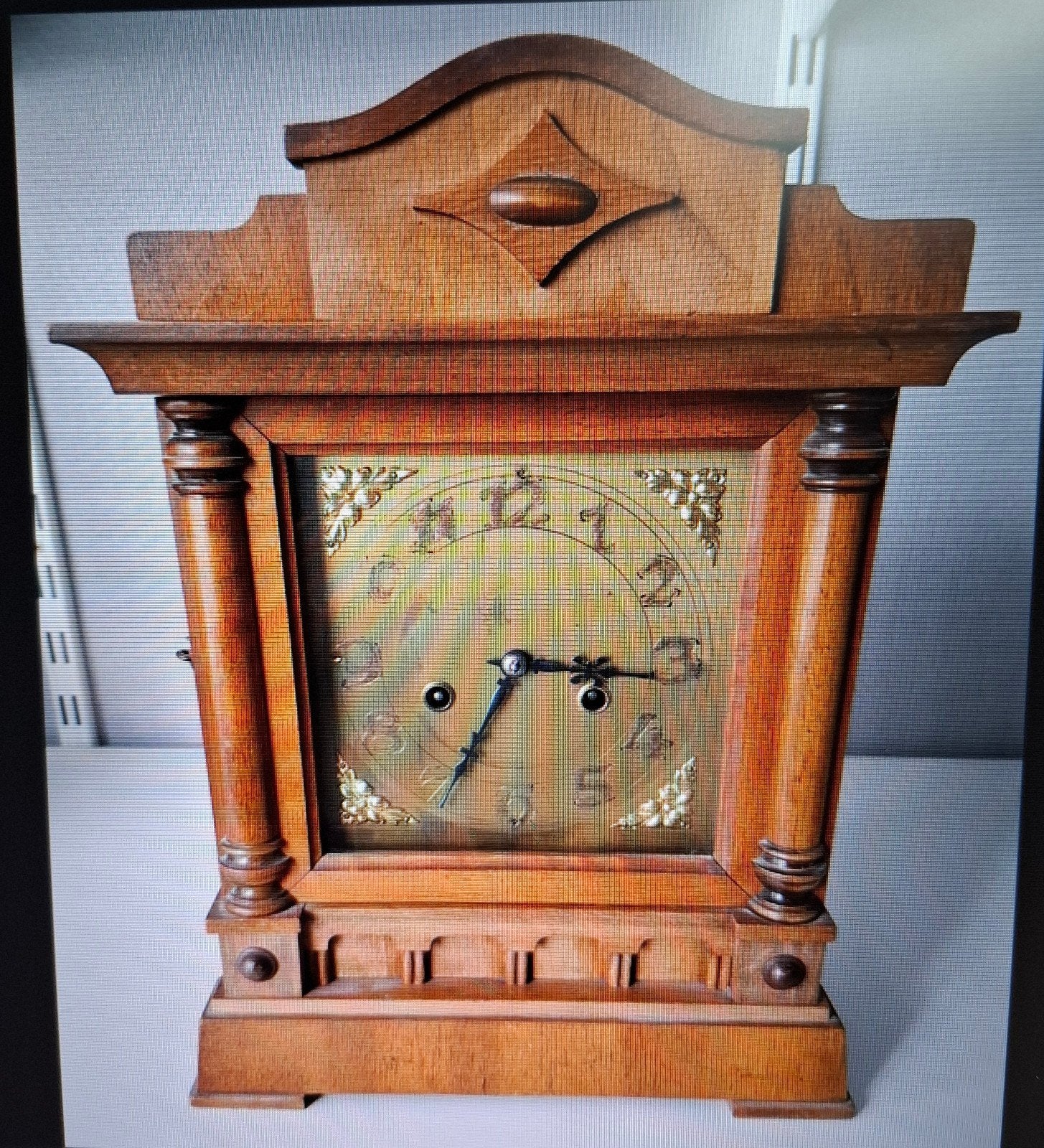 Antieke houten tafelklok met slingeruurwerk, Ophalen of Verzenden