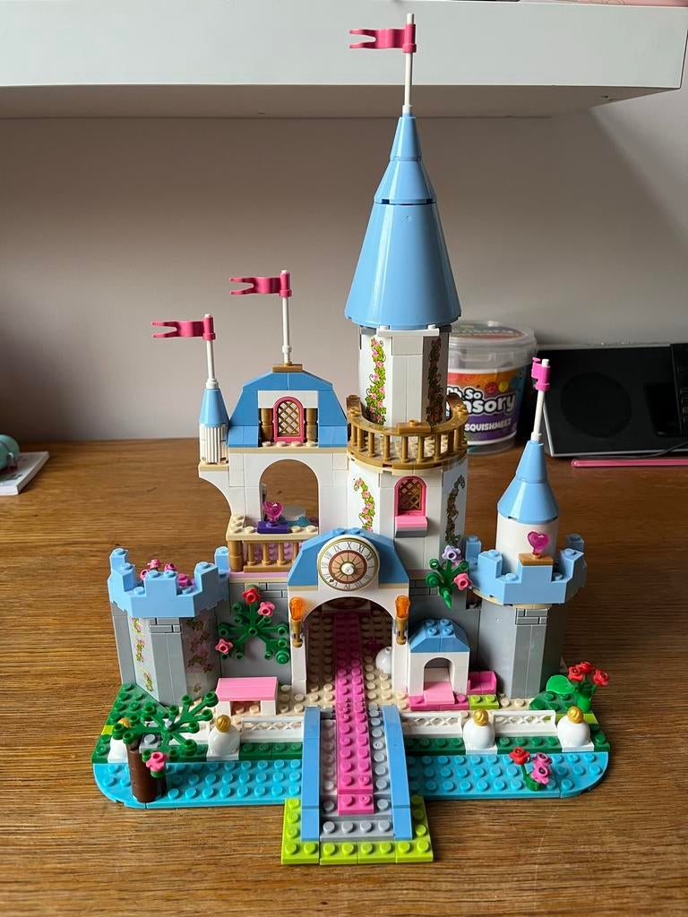 Lego Disney Princess Kasteel met accessoires, Lego, Ophalen of Verzenden, Zo goed als nieuw, Compleet