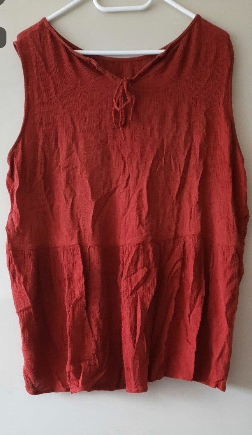 Mooie mouwloze kreukel top in maat 46, Kleding | Dames, Tops, Maat 46/48 (XL) of groter, Ophalen of Verzenden, Zo goed als nieuw