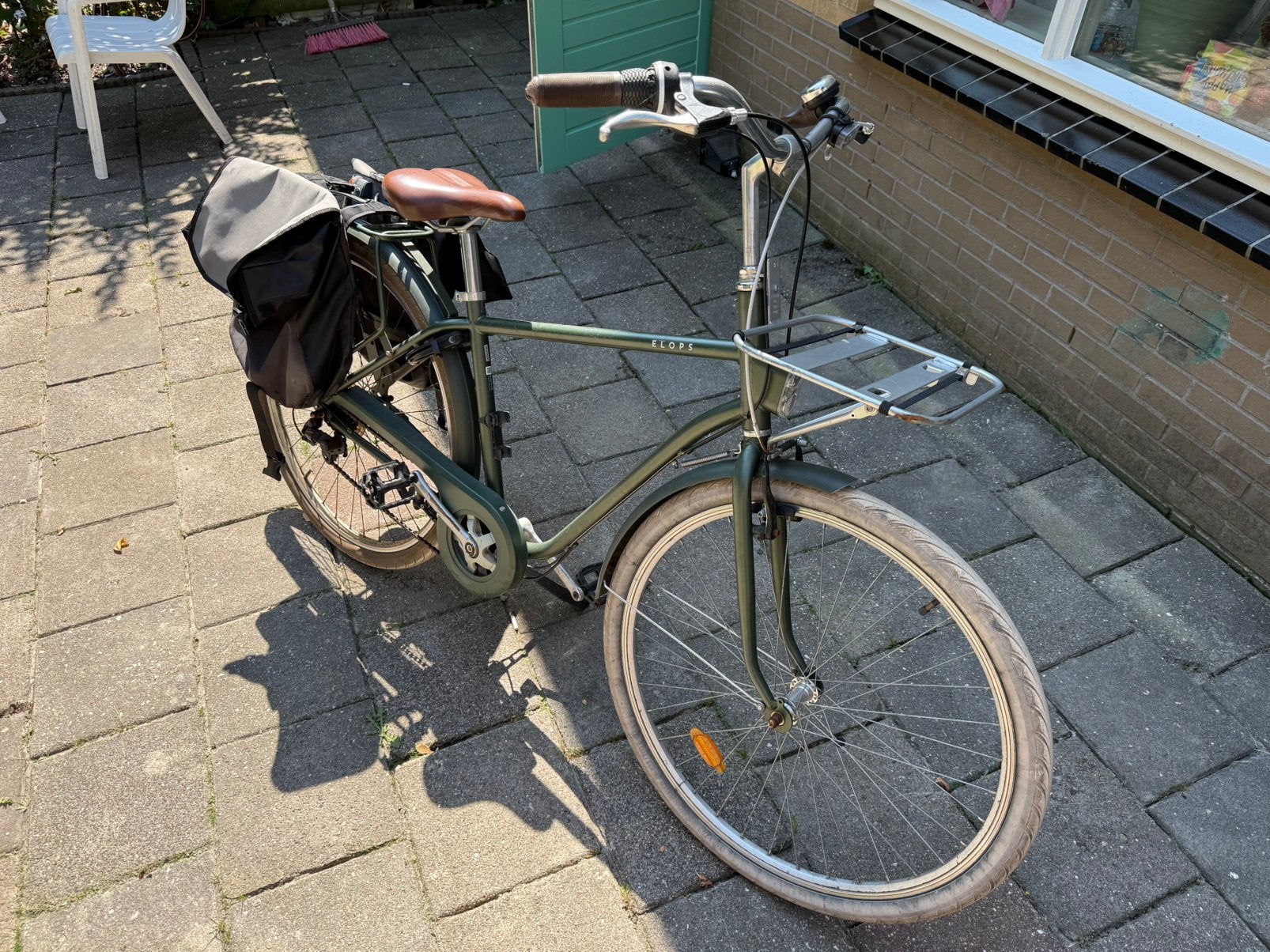 Decathlon Elops 520 Stadsfiets – (met fietstas & voordrager), Ophalen of Verzenden, Zo goed als nieuw, 20 inch of meer