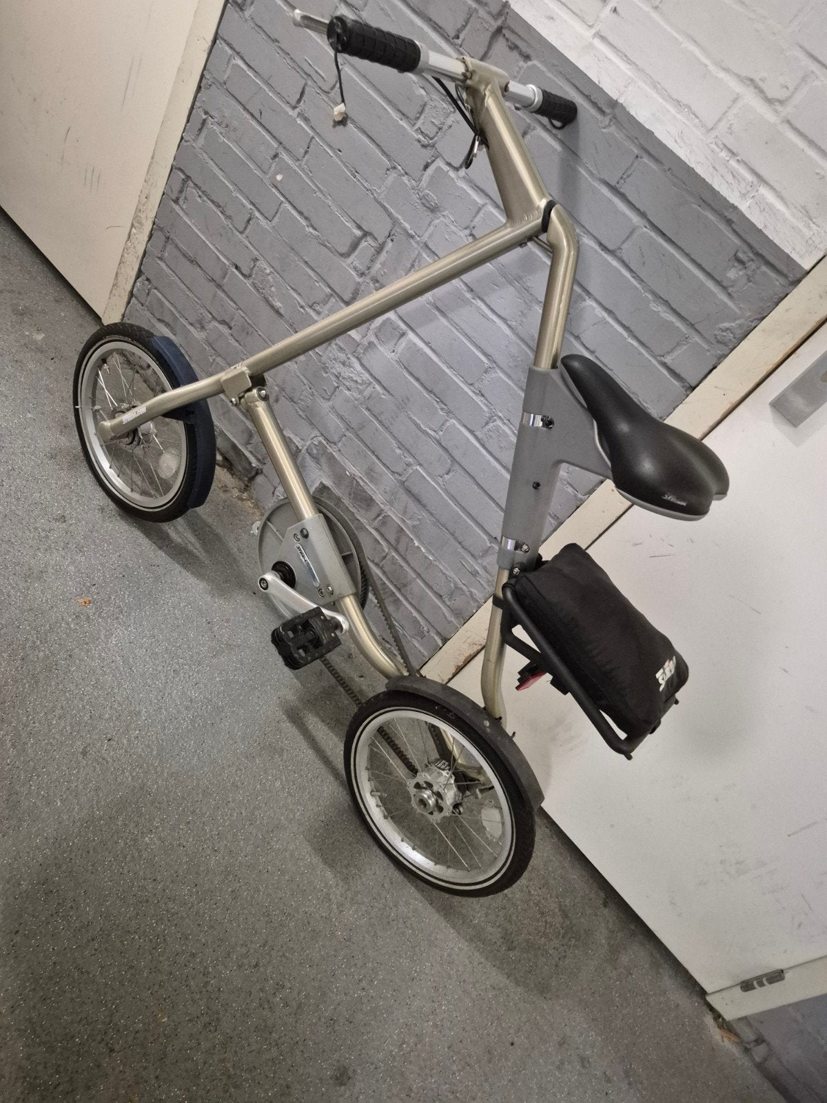 Strida opvouwbare fiets - Lichtgewicht en compact, Gebruikt, 16 tot 18 inch, Totaal opvouwbaar, Ophalen