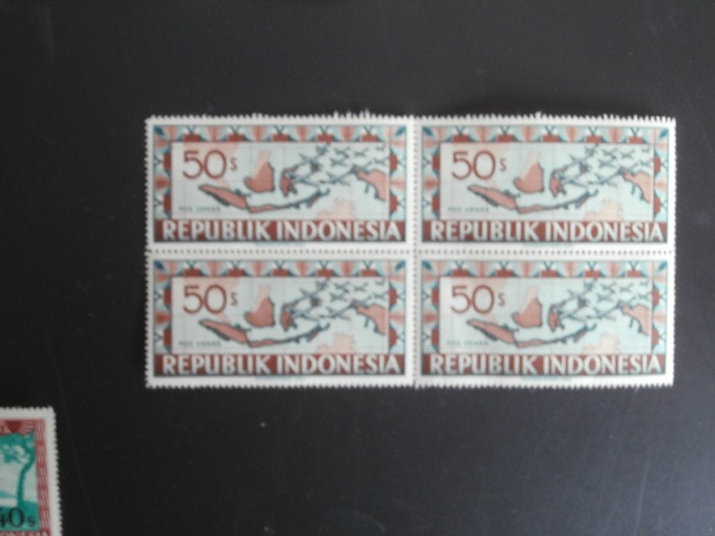 INDONESIE 1949; WEENSE DRUK LANDKAART in blok van 4, Postzegels en Munten, Verzenden, Postfris, Zuidoost-Azië