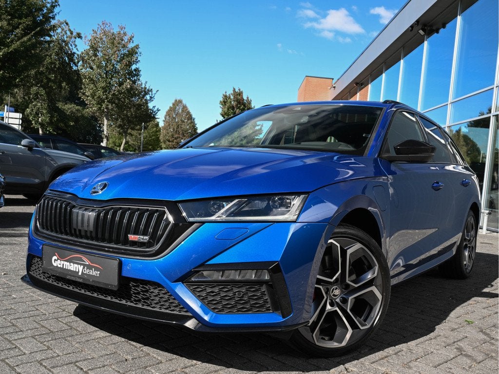 Skoda Octavia Combi 1.4TSI RS iV PHEV RS-Zetels Pano Head-Up, Auto's, Skoda, Gebruikt, Zwart, 4 cilinders, Met garantie (alle)
