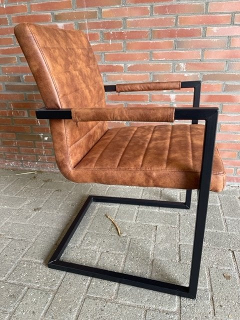 EETKAMERSTOEL ARM INDUSTRIËLE COGNAC ACTIE €79,=, Huis en Inrichting, Overige kleuren, Nieuw, Ophalen of Verzenden, Stof