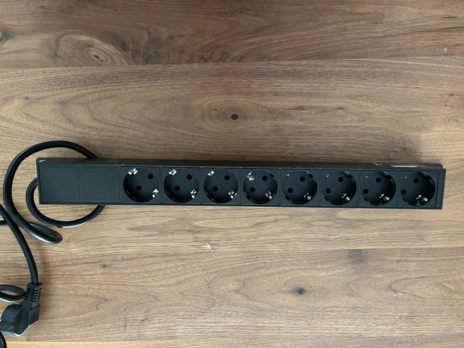 Innox RPD-R8F-FS 19 inch stroomverdeler penaarde, Ophalen of Verzenden, Zo goed als nieuw