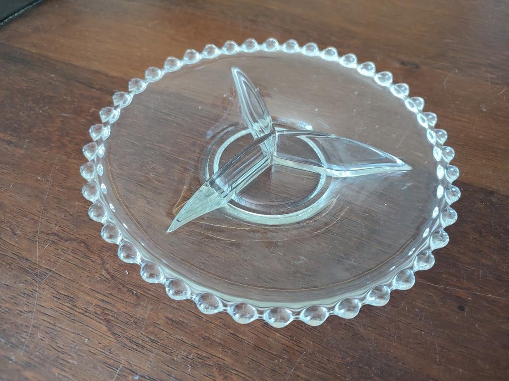 Glazen vakjes schaal, Huis en Inrichting, Gebruikt, Ophalen of Verzenden, Overige stijlen, Glas