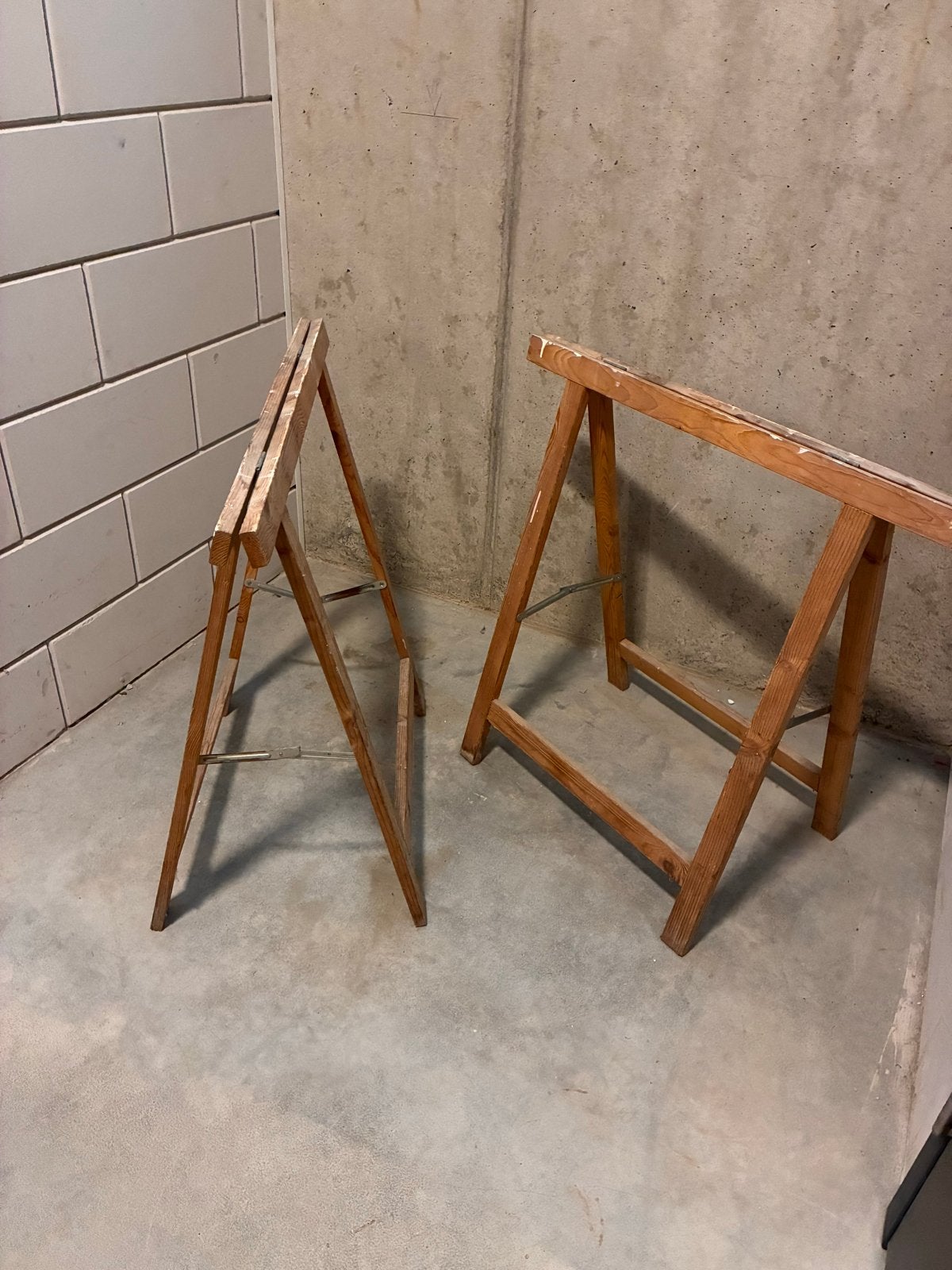 Twee houten schragen - Gebruikt, Ophalen, Gebruikt, Overige typen, Minder dan 2 meter