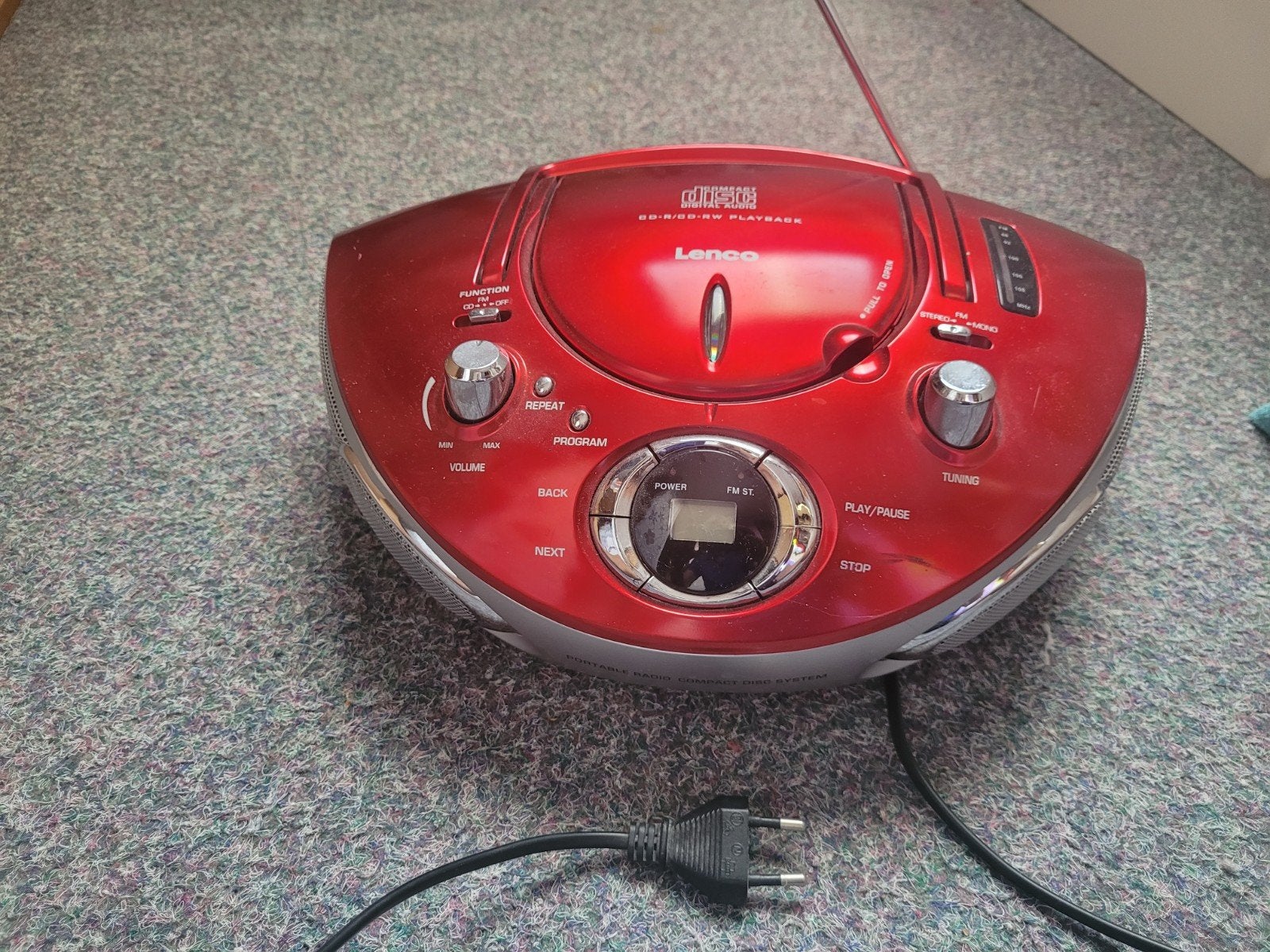 Lenco draagbare radio met CD-speler - Rood, Audio, Tv en Foto, Radio's, Ophalen of Verzenden, Gebruikt, Radio, Met cd-speler