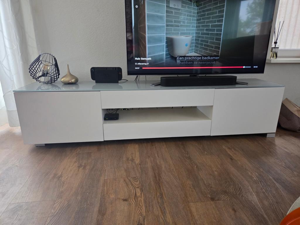 Karat TV-kast, Huis en Inrichting, Kasten | Televisiemeubels, Zo goed als nieuw, Minder dan 100 cm, 150 tot 200 cm, 25 tot 50 cm