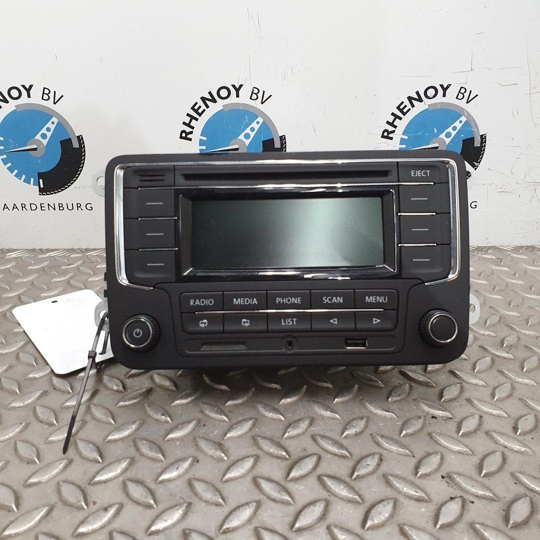 VOLKSWAGEN POLO 1.4-16V Trendline RADIO 3AD035185A 2009, Auto-onderdelen, Ophalen of Verzenden, Gebruikt, Stiba lid