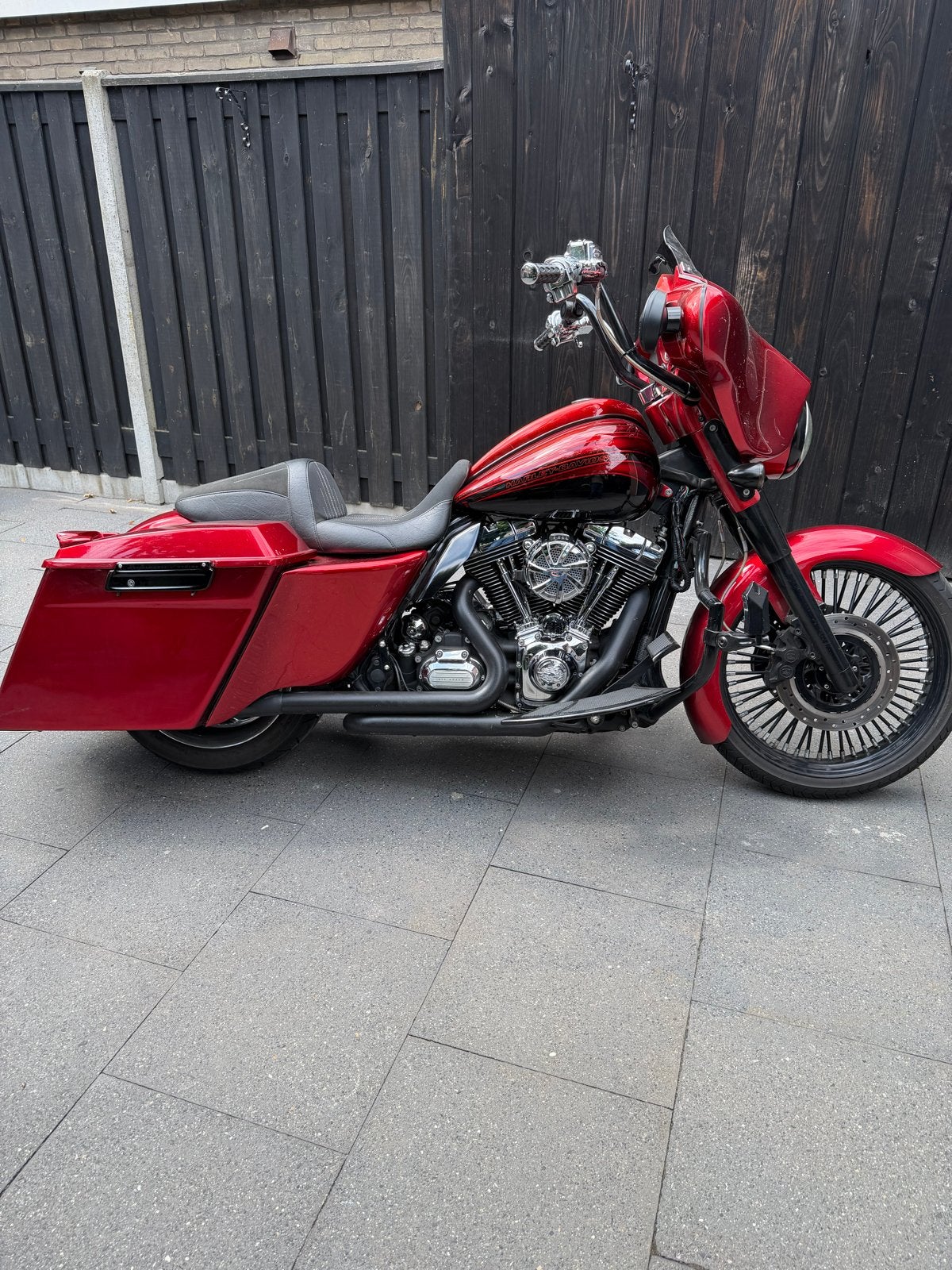 Harley-Davidson Street Glide Custom - Unieke verschijning, Motoren, Motoren | Harley-Davidson, 2 cilinders, Motorrijbewijs A, Gebruikt