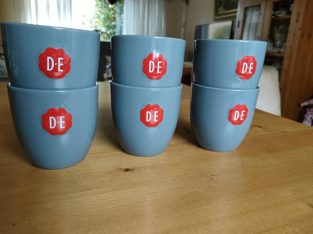 Grijze Douwe Egberts koffie bekers, Overige typen, Ophalen of Verzenden, Zo goed als nieuw, Overige stijlen