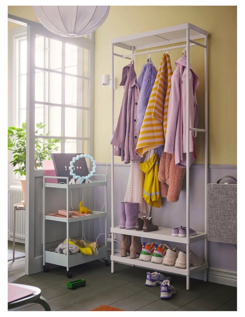 IKEA Kapstok met schoenenopberger | Coat rack & shoe storage, Huis en Inrichting, Woonaccessoires | Kapstokken, Zo goed als nieuw