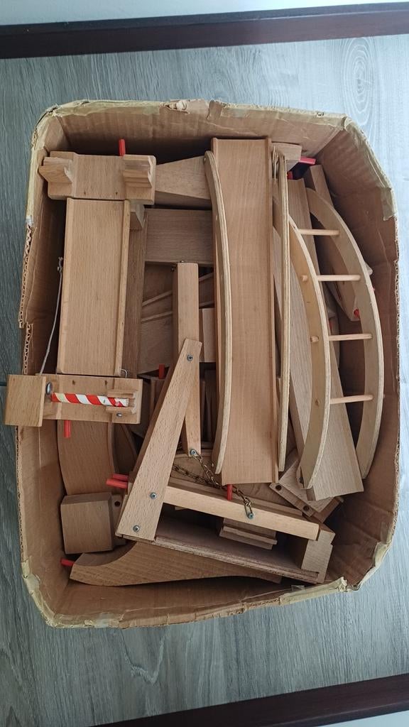 Autobaan van hout, Ophalen, Gebruikt