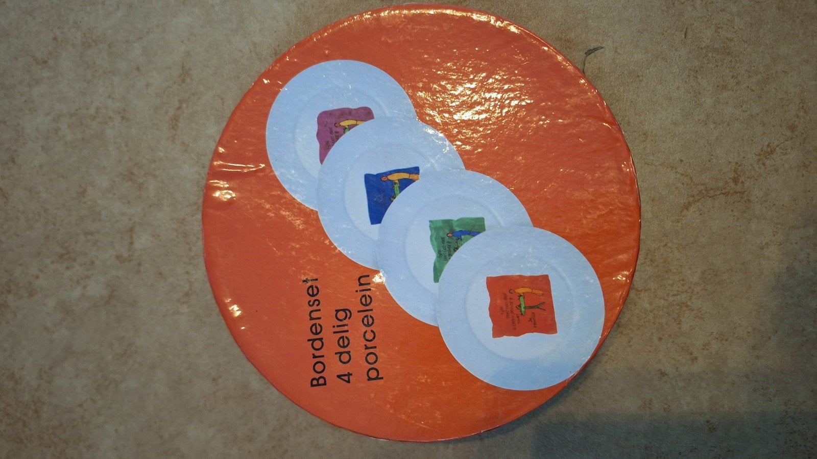 NIEUW Kado met een boodschap. 6 porseleinen borden.  Handw., Ophalen of Verzenden, Losse flippo's