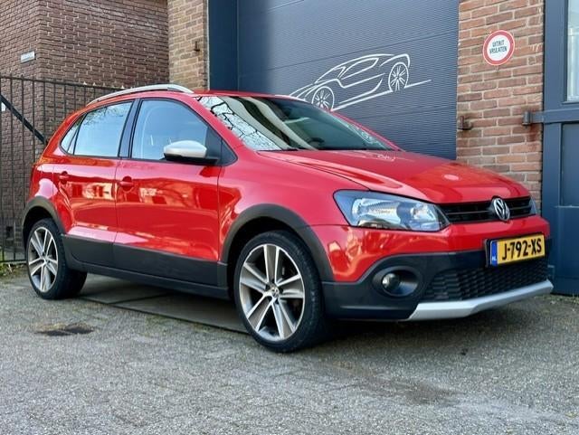 Volkswagen Polo 1.2 TSI 77KW DSG 2010 Rood, Stof, 40 €/maand, Grijs, Elektrische ramen