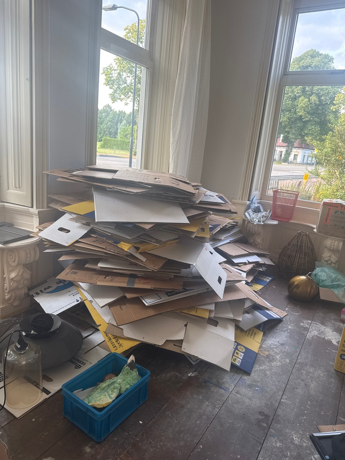 Zo’n 150 verhuisdozen in diverse formaten, Ophalen, 40 tot 60 cm, Opvouwbaar, 50 tot 75 cm
