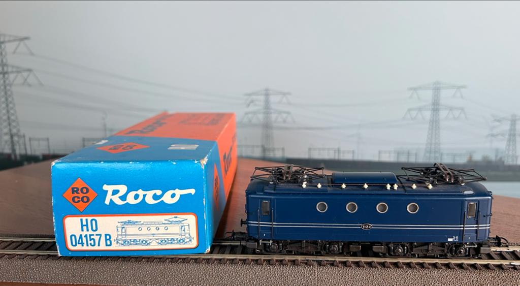 Roco H0 04157B NS 1124 Locomotief - Blauw, Analoog, Hobby en Vrije tijd, Ophalen of Verzenden, Zo goed als nieuw, Roco, Analoog