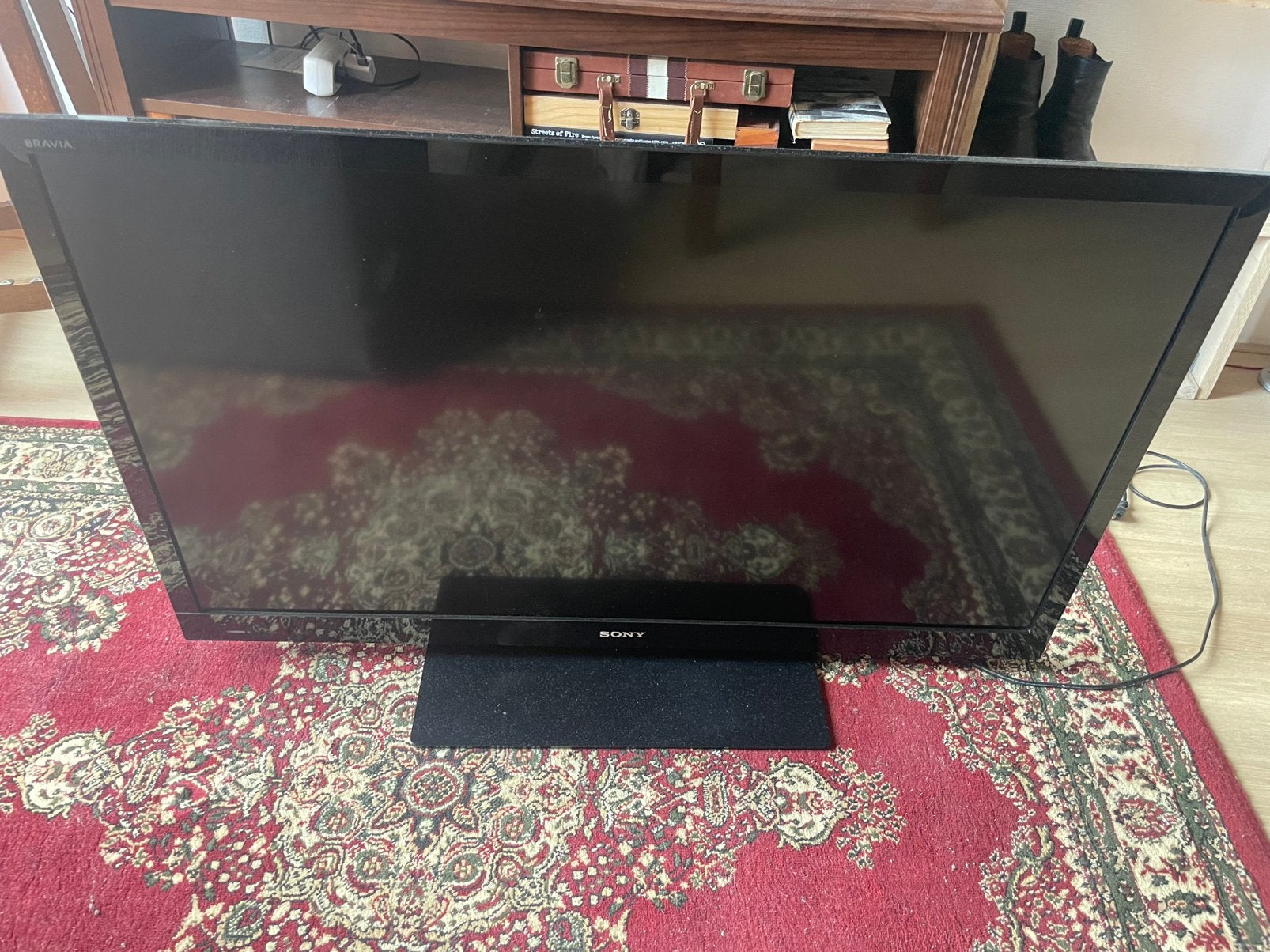 TV