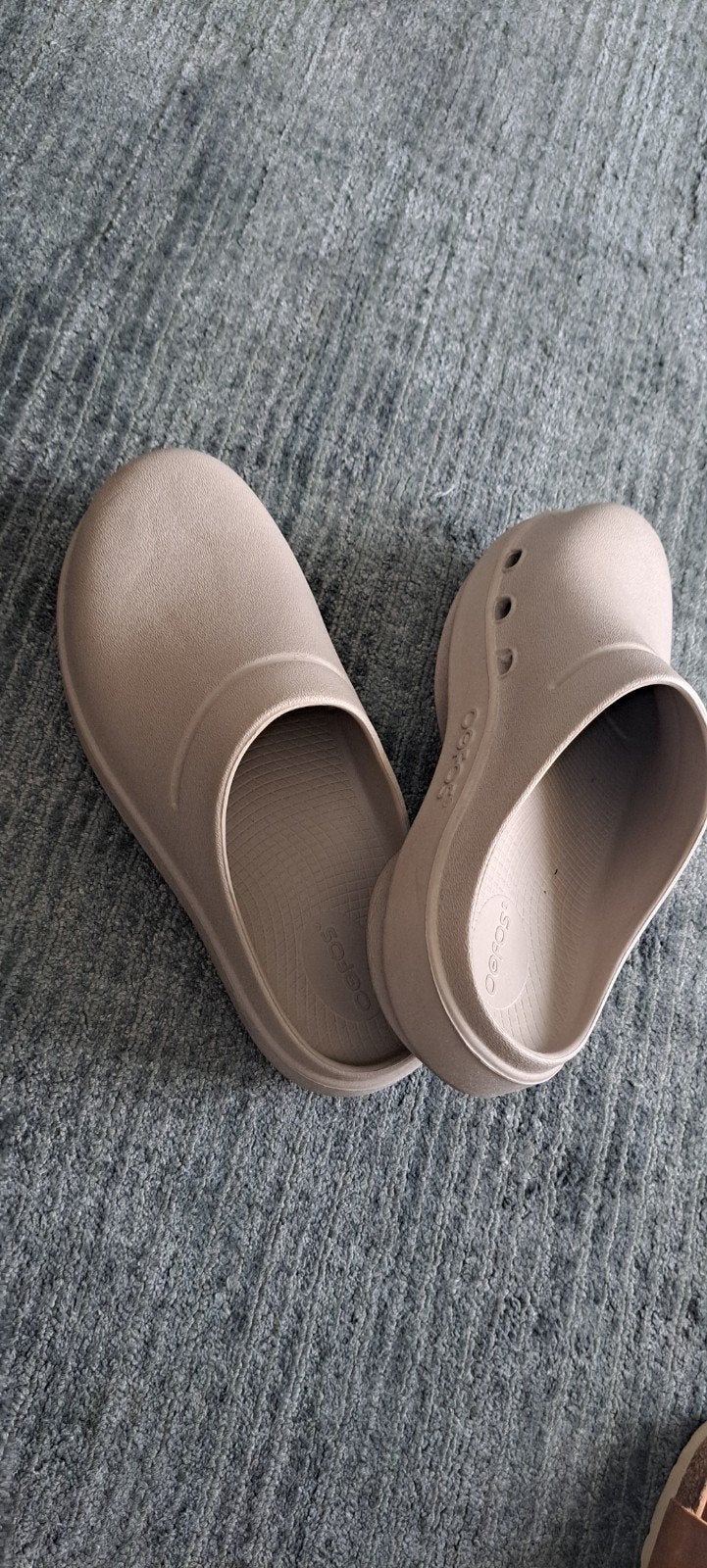 Comfortabele Oofos klompjes mt 38, Oofos, Ophalen of Verzenden, Zo goed als nieuw, Instappers