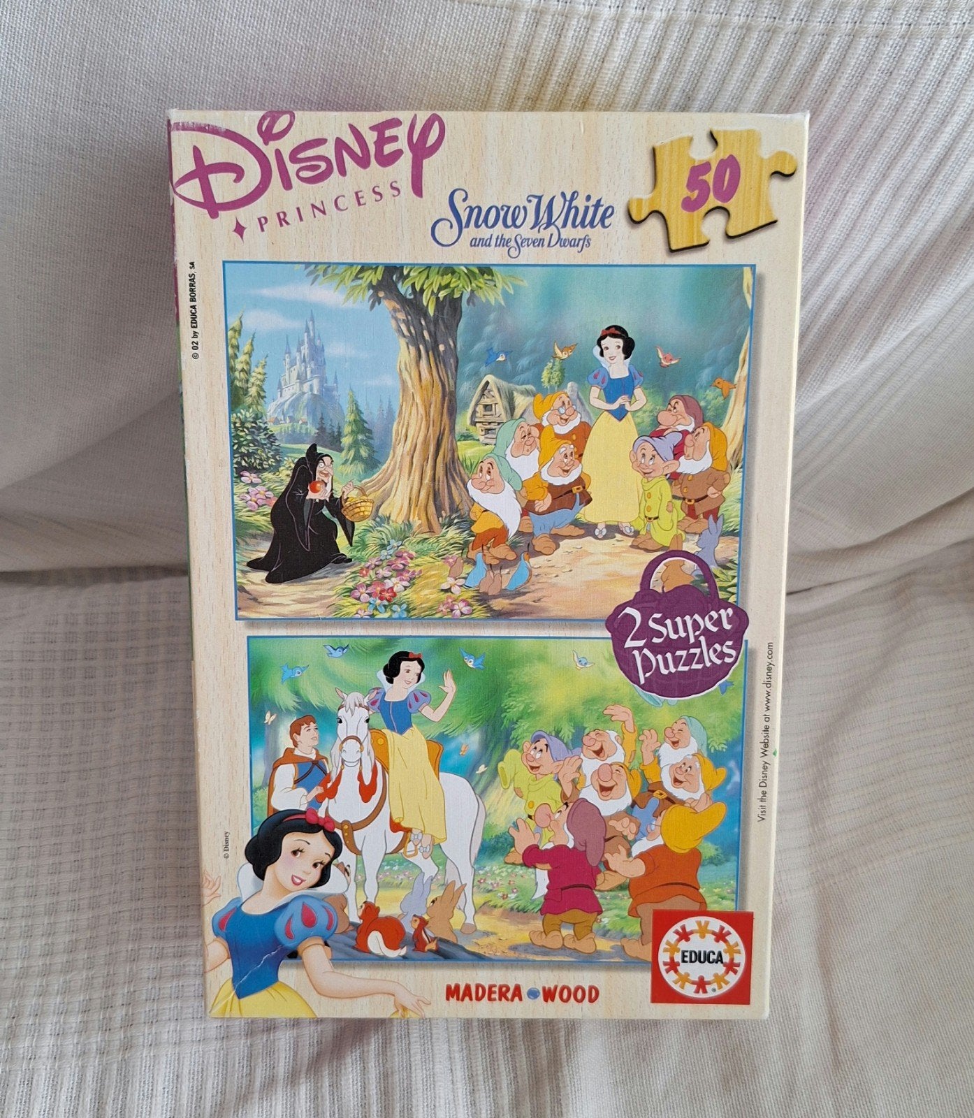 2 Disney Sneeuwwitje puzzels 50 stukjes, Gebruikt, 10 tot 50 stukjes, Ophalen of Verzenden, Van hout