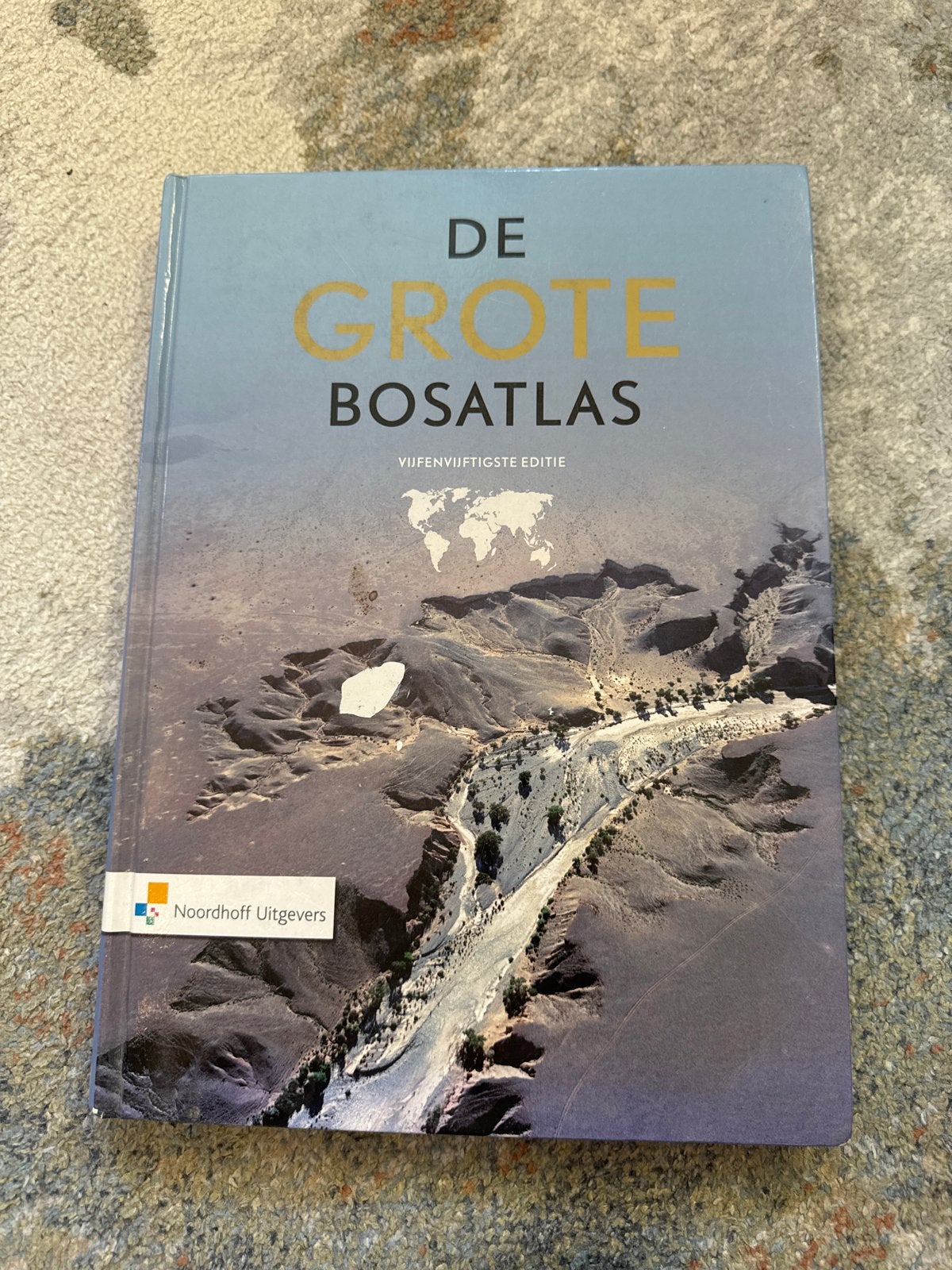 De Grote Bosatlas 55e editie - Zo goed als nieuw, Boeken, Atlassen en Landkaarten, Bosatlas, 2000 tot heden, Ophalen of Verzenden