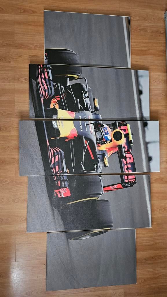 Red Bull F1 Canvas Schilderij - 5-delig, Ophalen, 125 cm of meer, Zo goed als nieuw, Schilderij