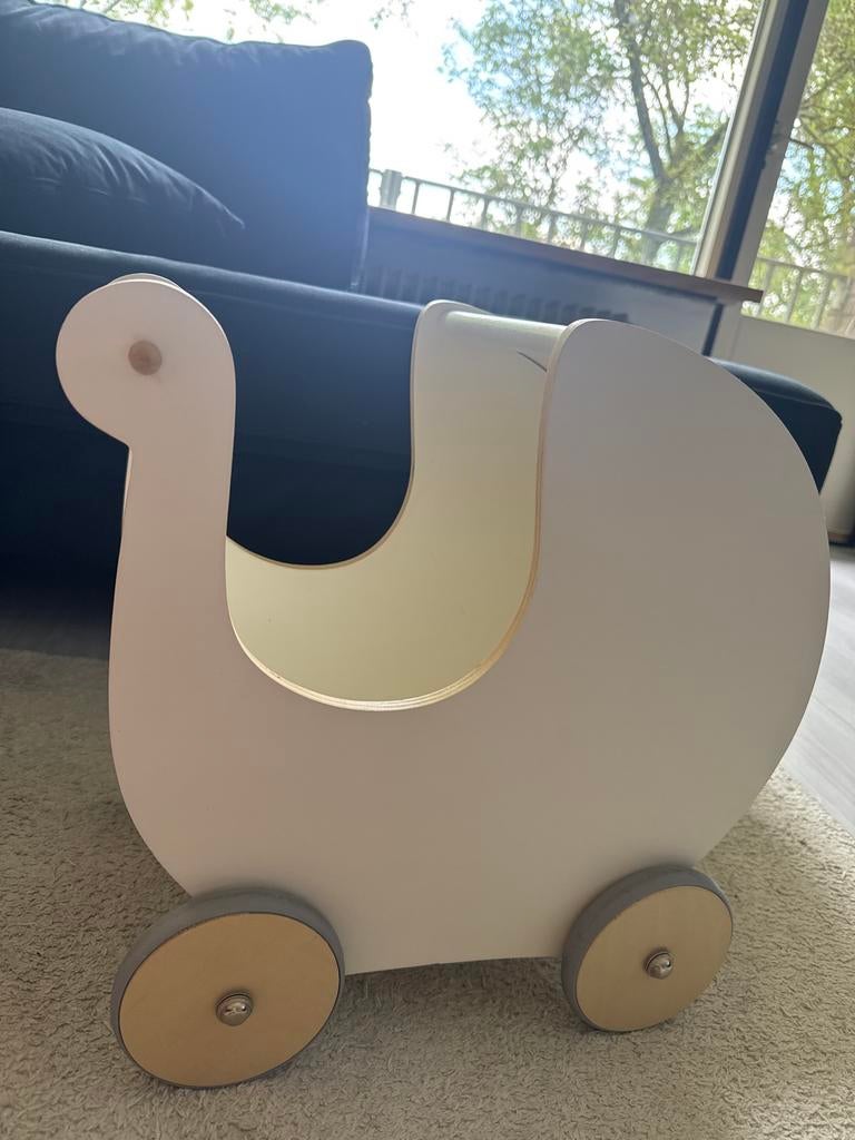 Sebrabed Poppenwagen Houten Speelgoed, Ophalen of Verzenden, Zo goed als nieuw, Duw- of Trekspeelgoed