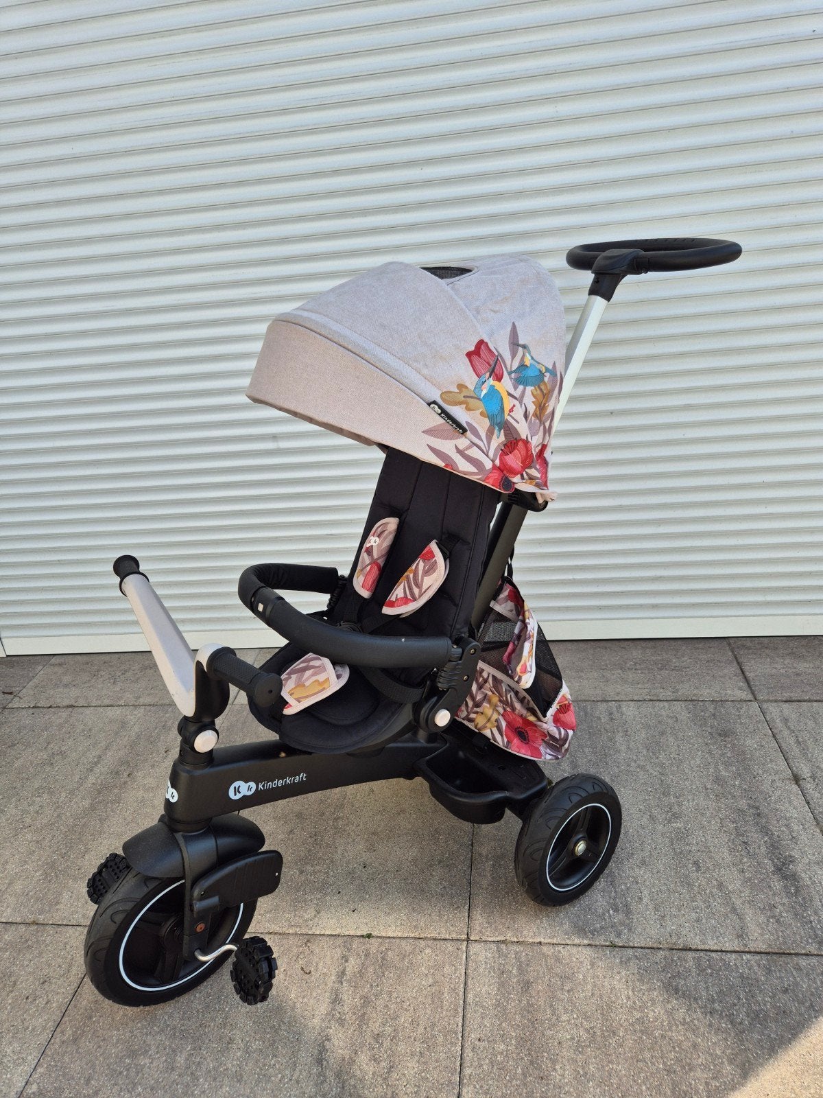 Kinderkraft Easytwist driewieler met bloemendesign - Zo goed, Ophalen, Zo goed als nieuw, Kinderkraft, Duwstang