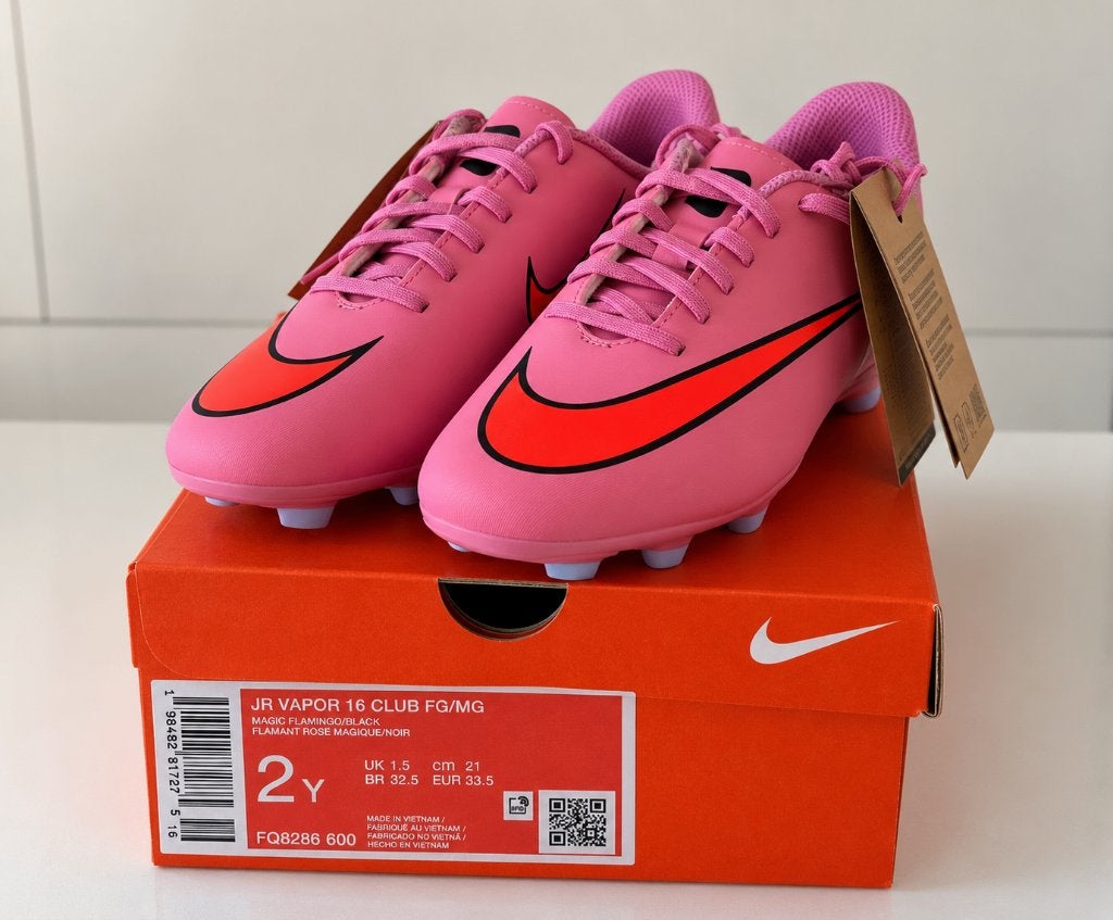 Voetbalschoenen Nike maat 33,5, Nieuw, Ophalen of Verzenden, Nike, Jongen of Meisje