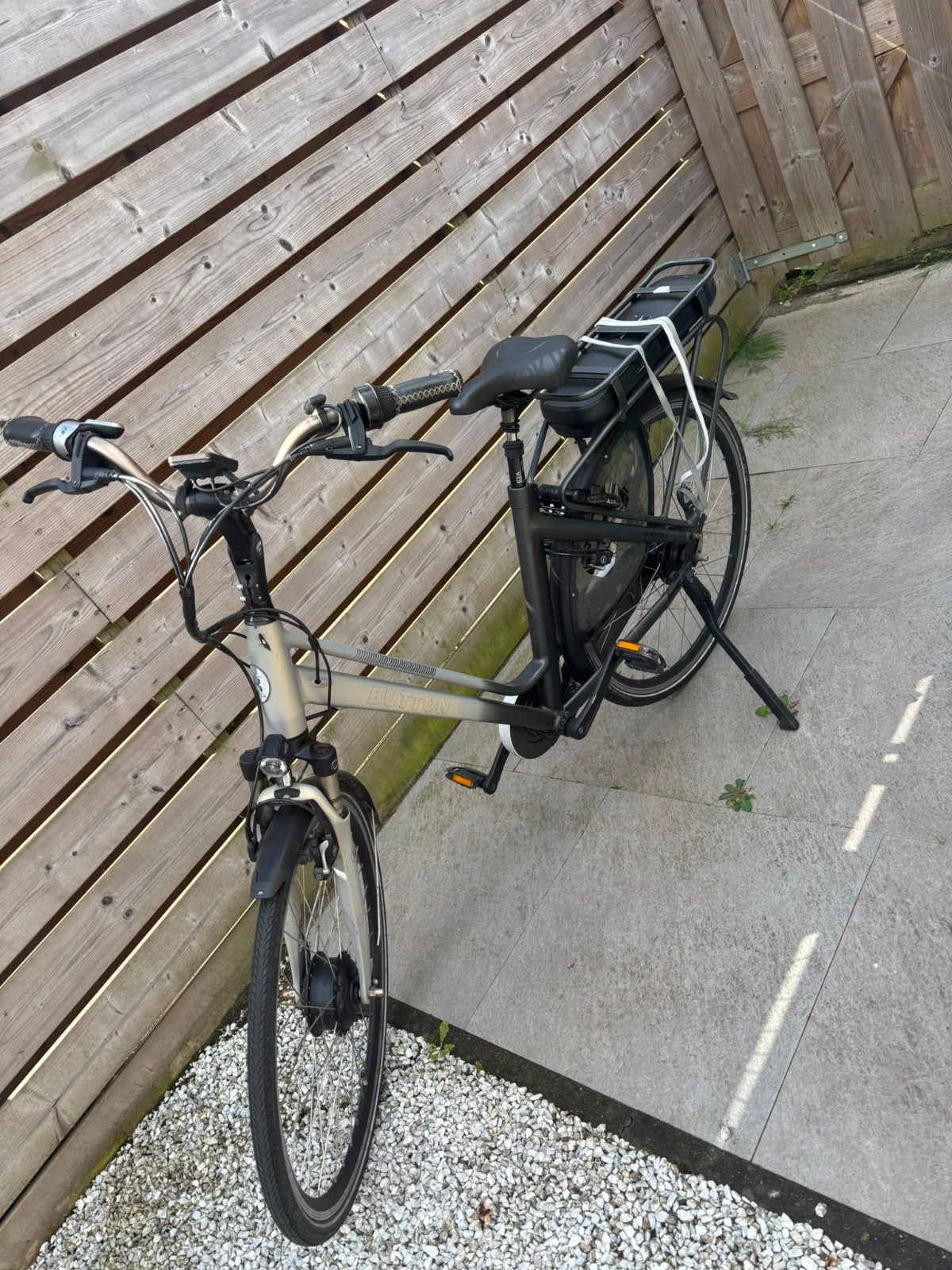 Button Cycle E-bike met voorwielmotor, Minder dan 30 km per accu, Gebruikt, 47 tot 51 cm, Ophalen